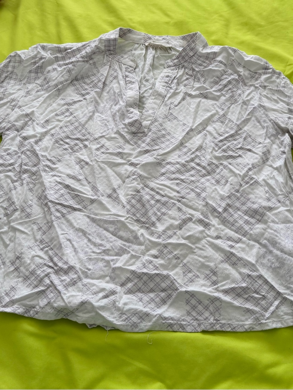 Treasure & Bond White Tunic Top with Gray Plaid Detail